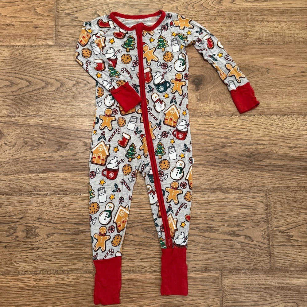 Little Sleepies Holiday Treats Zippy  12-18 EUC